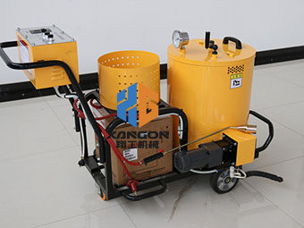 淺析瀝青灌縫機(jī)廠家的未來(lái)發(fā)展方向