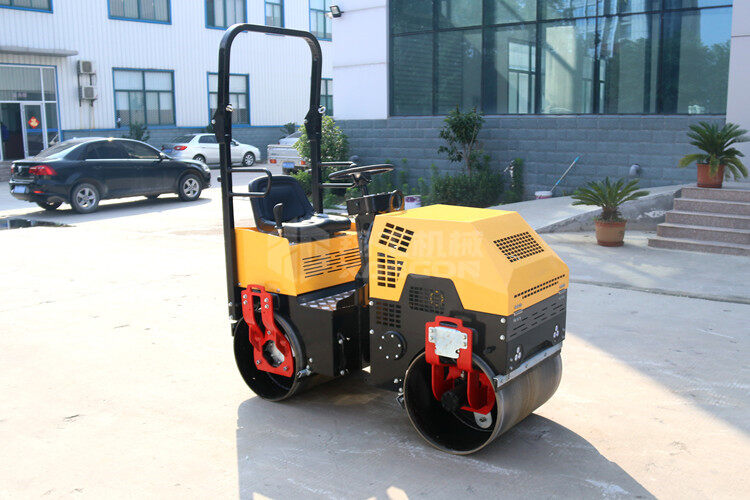 不容錯過的技術(shù)干貨——小型壓路機平安?？考记? title=